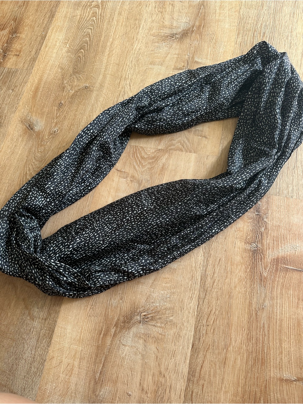 JJill 100 Silk Black  White Patterned Infinity Scarf